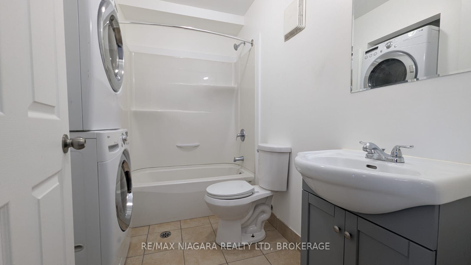 Additional image 6 of 214-220 Erie Street, Port Colborne, ON, L3K 0A6