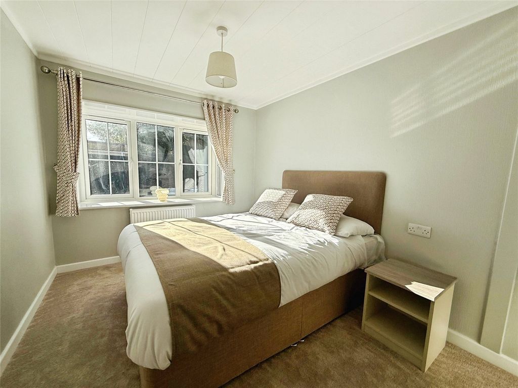 Additional image 9 of 2 bed detached house for saleBrownfield Gardens, Maidenhead, Berkshire SL6