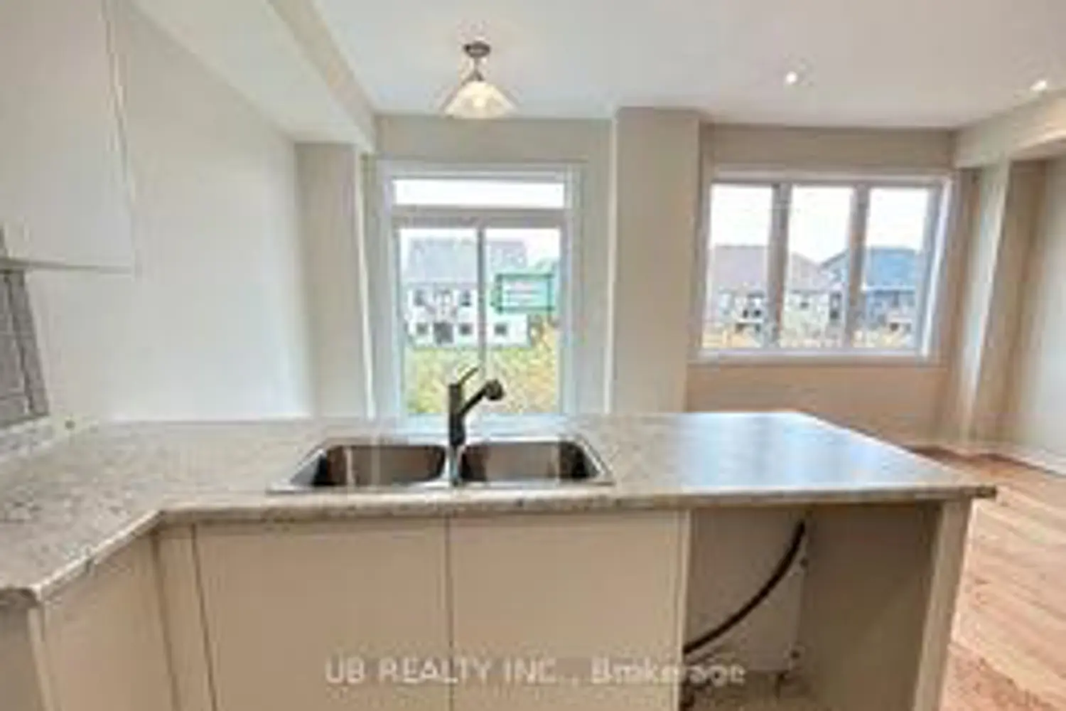 Additional image 6 of 381 Vanilla Trail