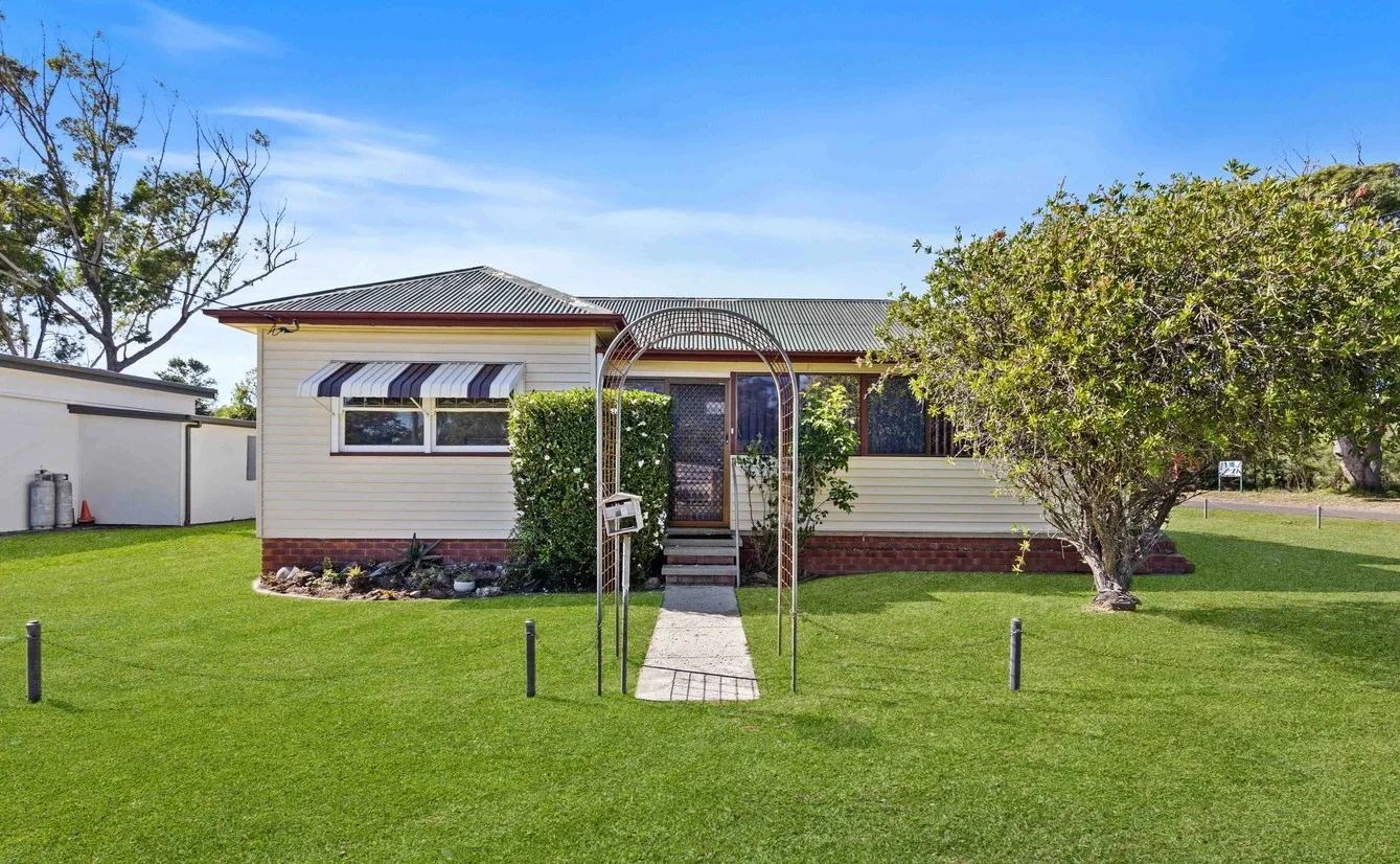 24 Jacaranda Avenue, Bendalong NSW 2539