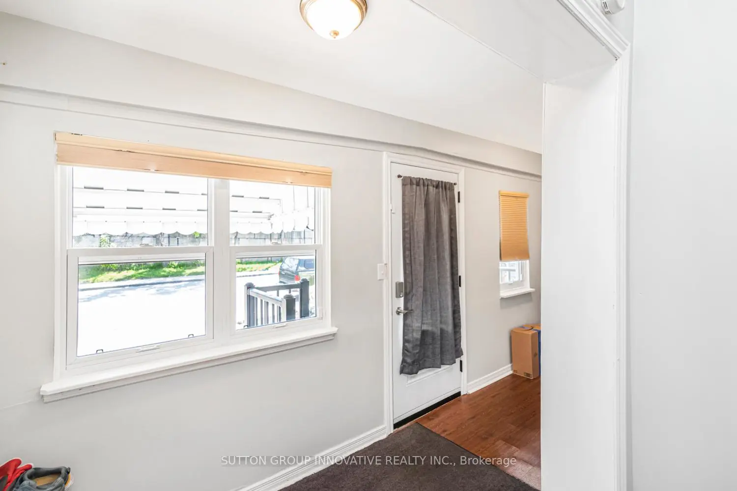 Additional image 2 of 51 Beach Road