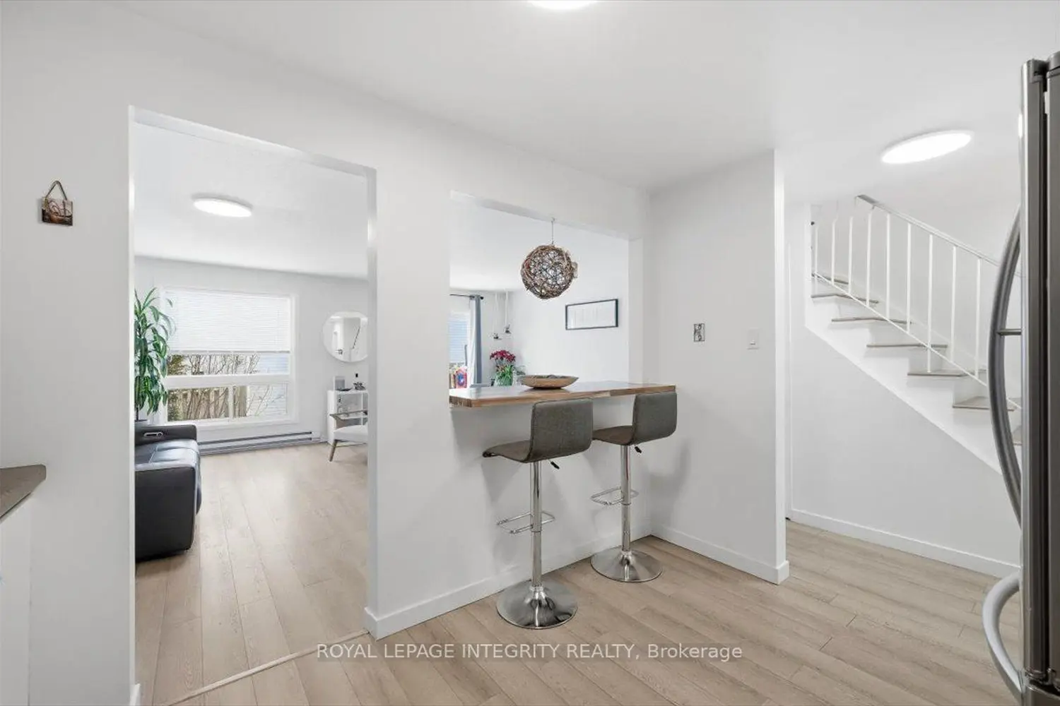 Additional image 8 of 1985 Woods Street