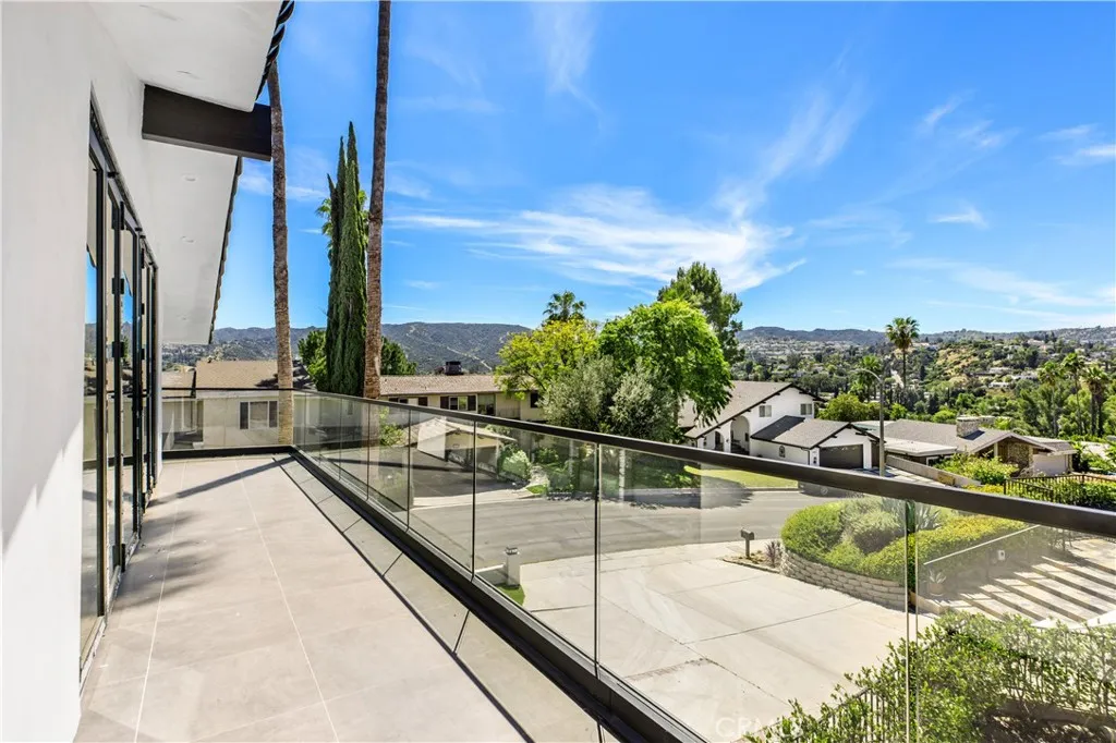 Additional image 122 of 18827 Edleen Drive, Tarzana, CA 91356