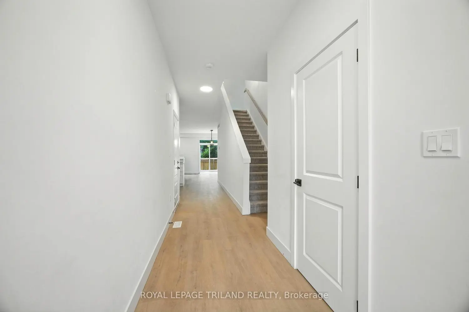 Additional image 2 of 1870 Aldersbrook Gate 28