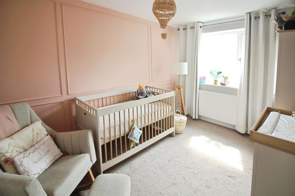 Additional image 11 of 3 bed semi-detached house for saleThe Oval, Rothwell, Leeds LS26