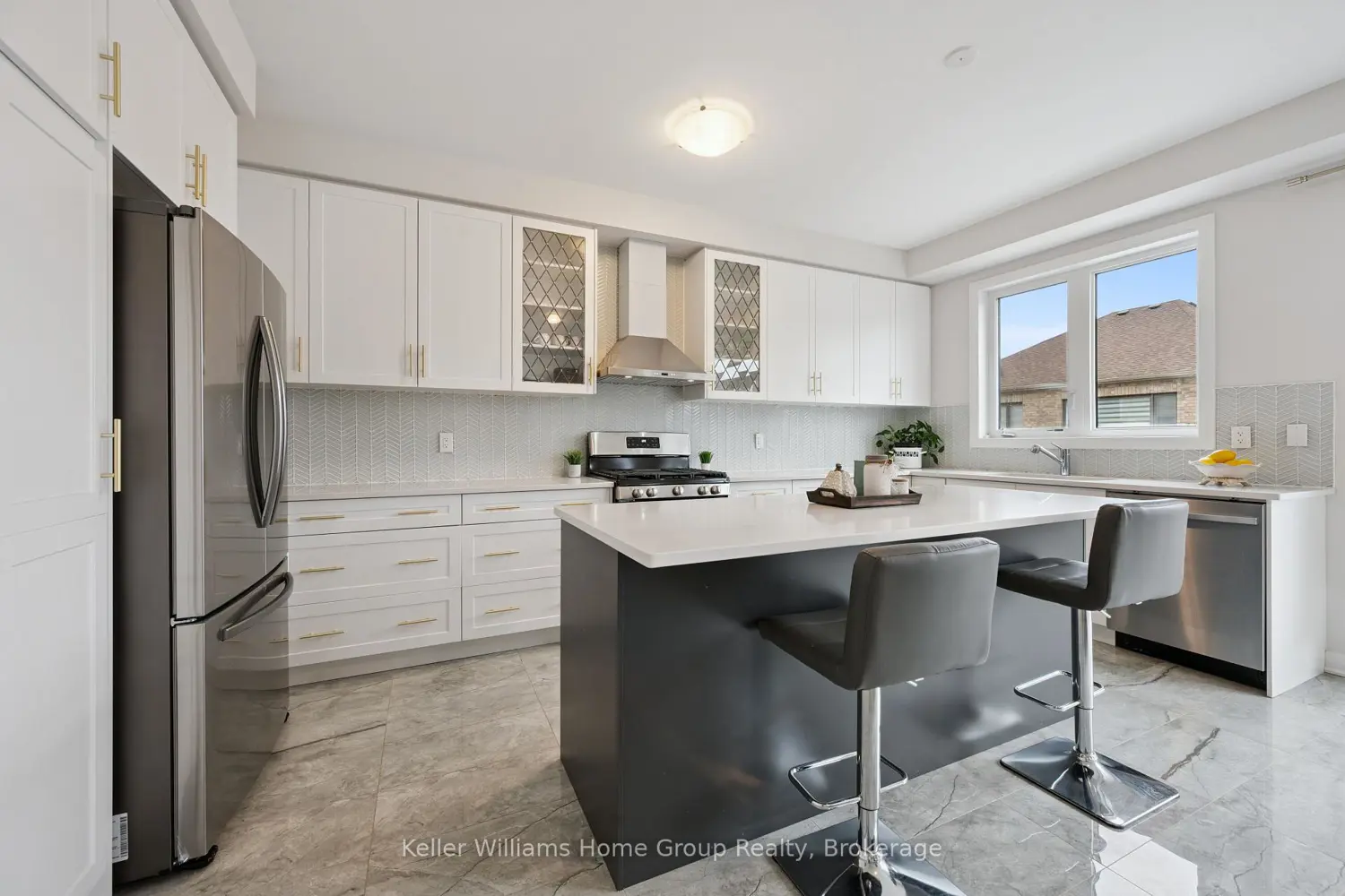 Additional image 3 of 445 Robert Woolner Street