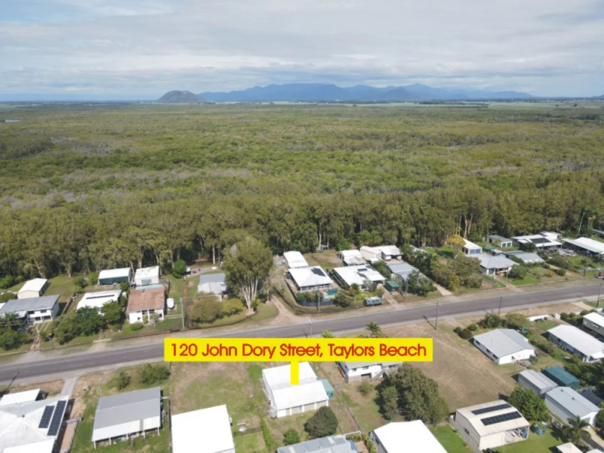 Additional image 15 of 120 John Dory Street, Taylors Beach QLD 4850