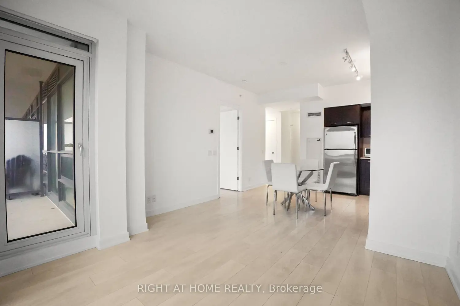 Additional image 9 of 2220 Lakeshore Boulevard 3106