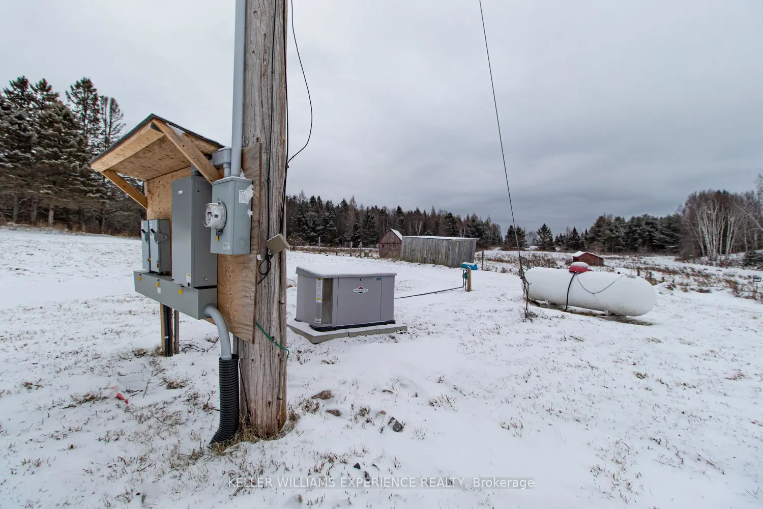 Additional image 17 of 744 Trunk Road
