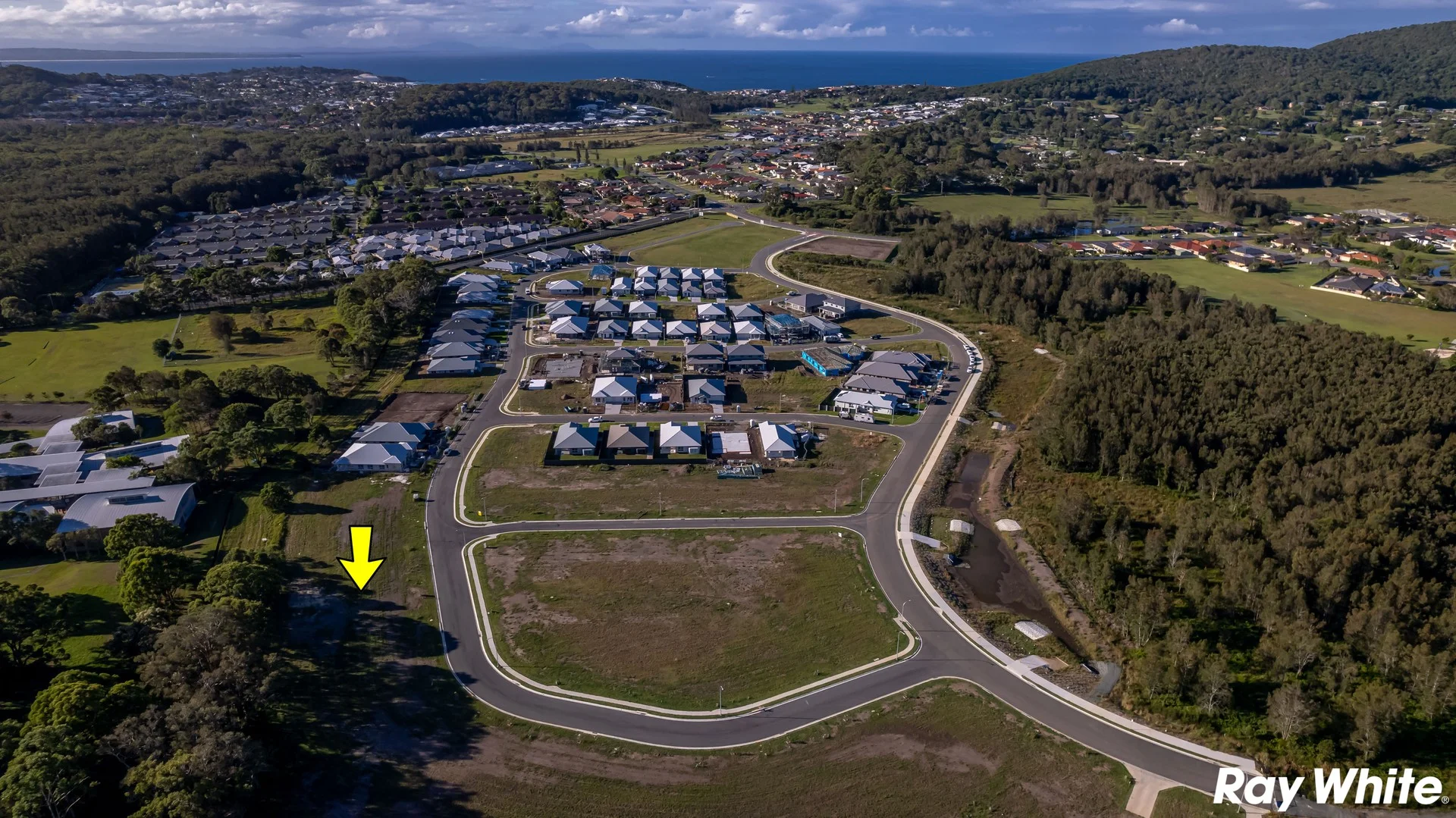 60 Iluka Boulevard, Forster NSW 2428