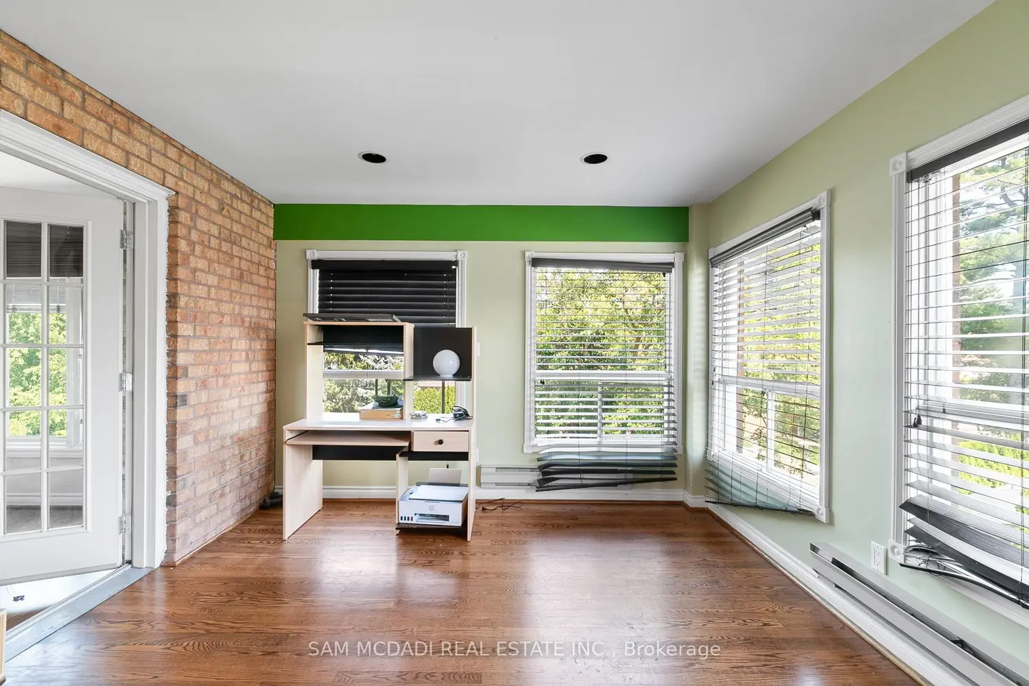 Additional image 10 of 2339 Glengarry Road