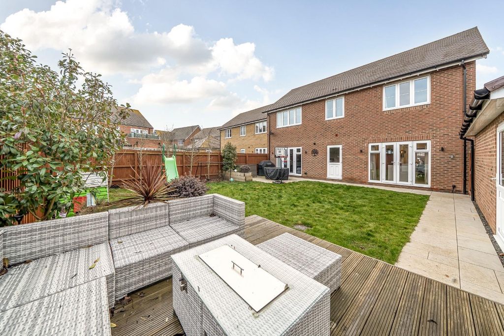 Additional image 2 of 4 bed detached house for saleLewis Corner, Potton SG19
