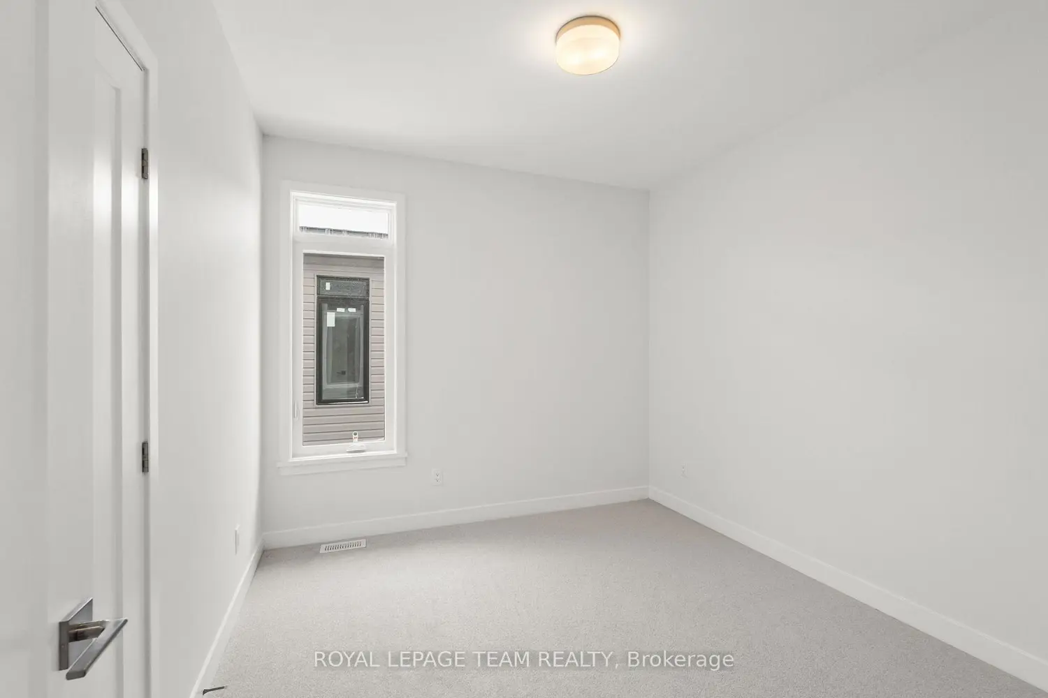 Additional image 13 of 1086 Moore Street