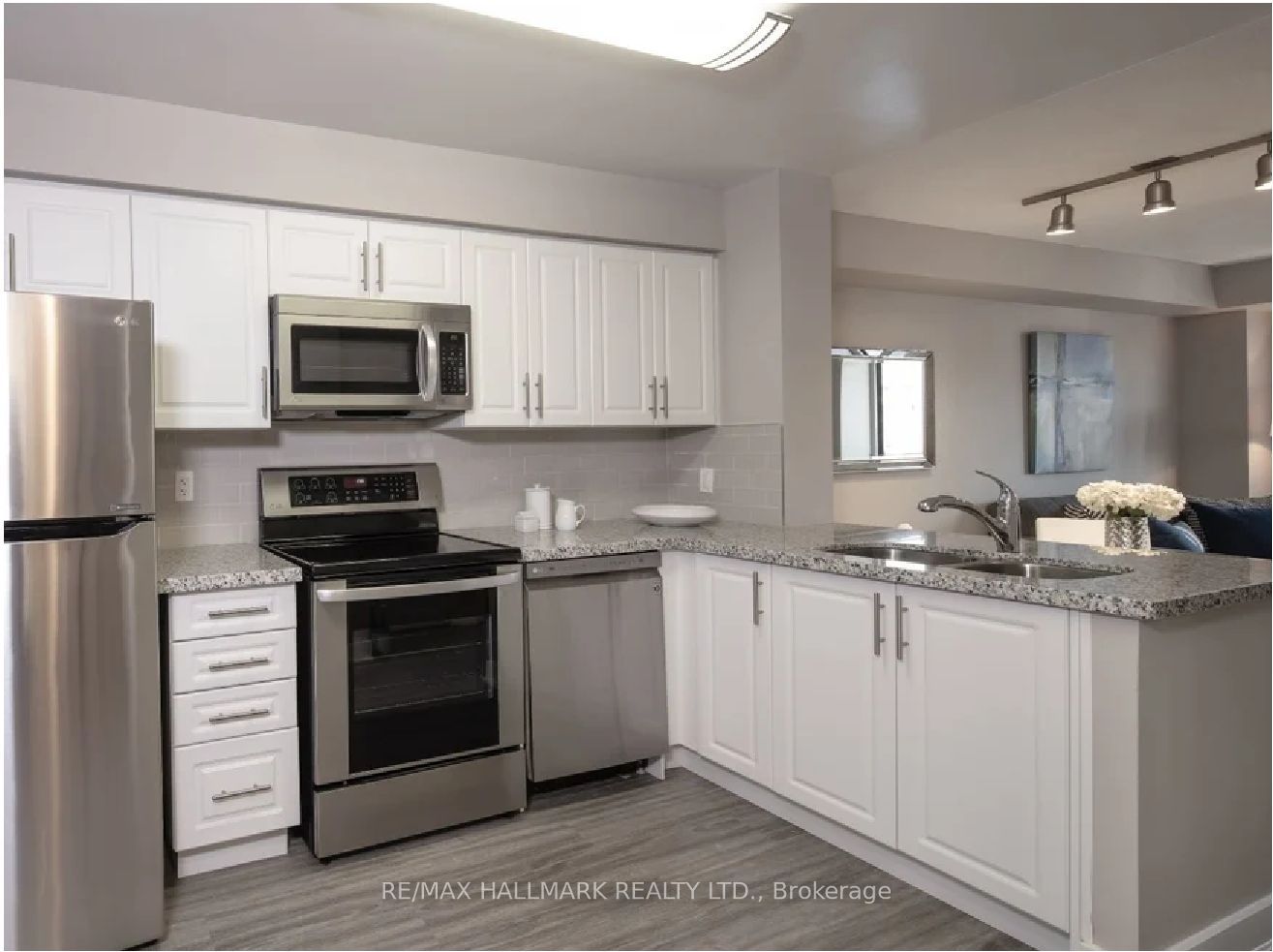 Additional image 4 of 812-167 Church Street, Toronto, ON, M5B 1Y4