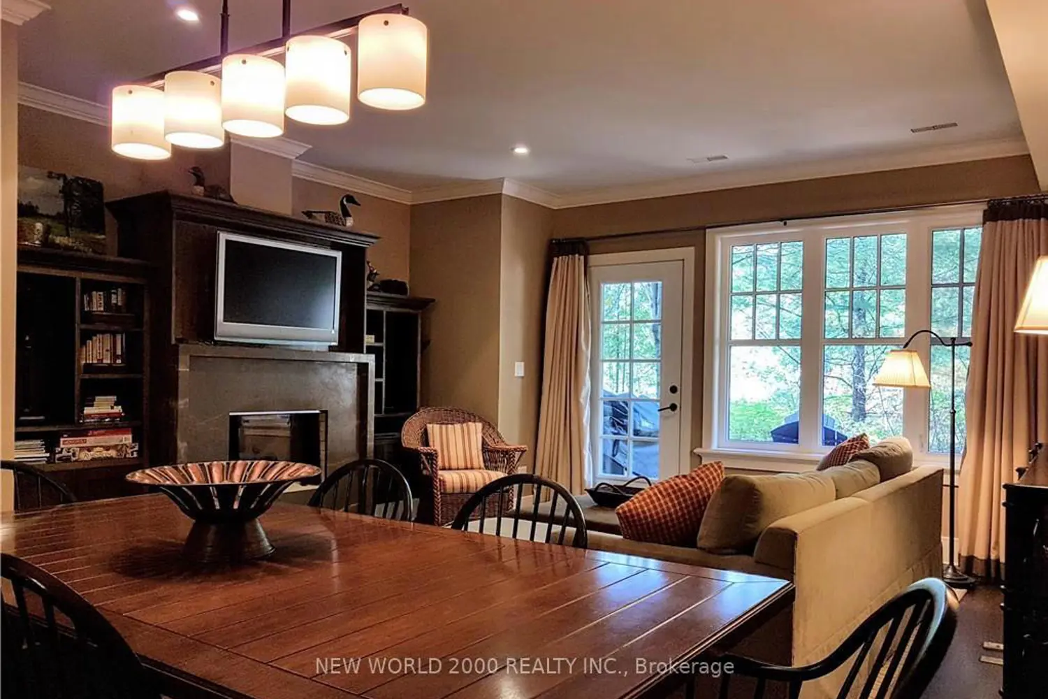 Additional image 5 of 302 Emerald Hills Court 12