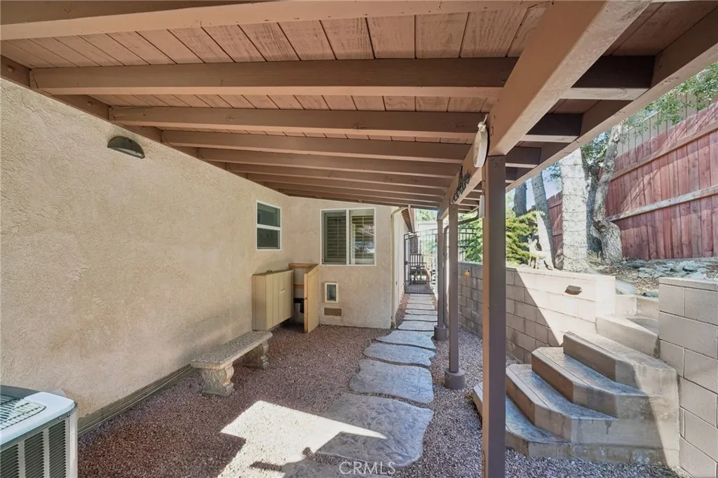 Additional image 101 of 5319 Desert View Dr, Wrightwood, CA 92397