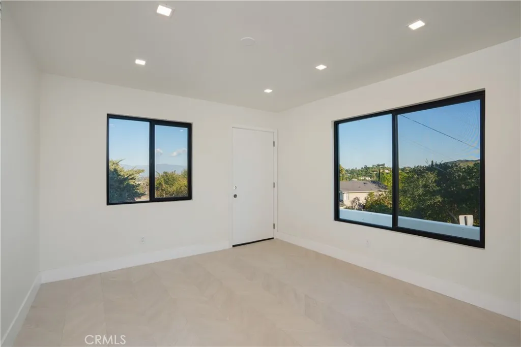 Additional image 148 of 18827 Edleen Drive, Tarzana, CA 91356