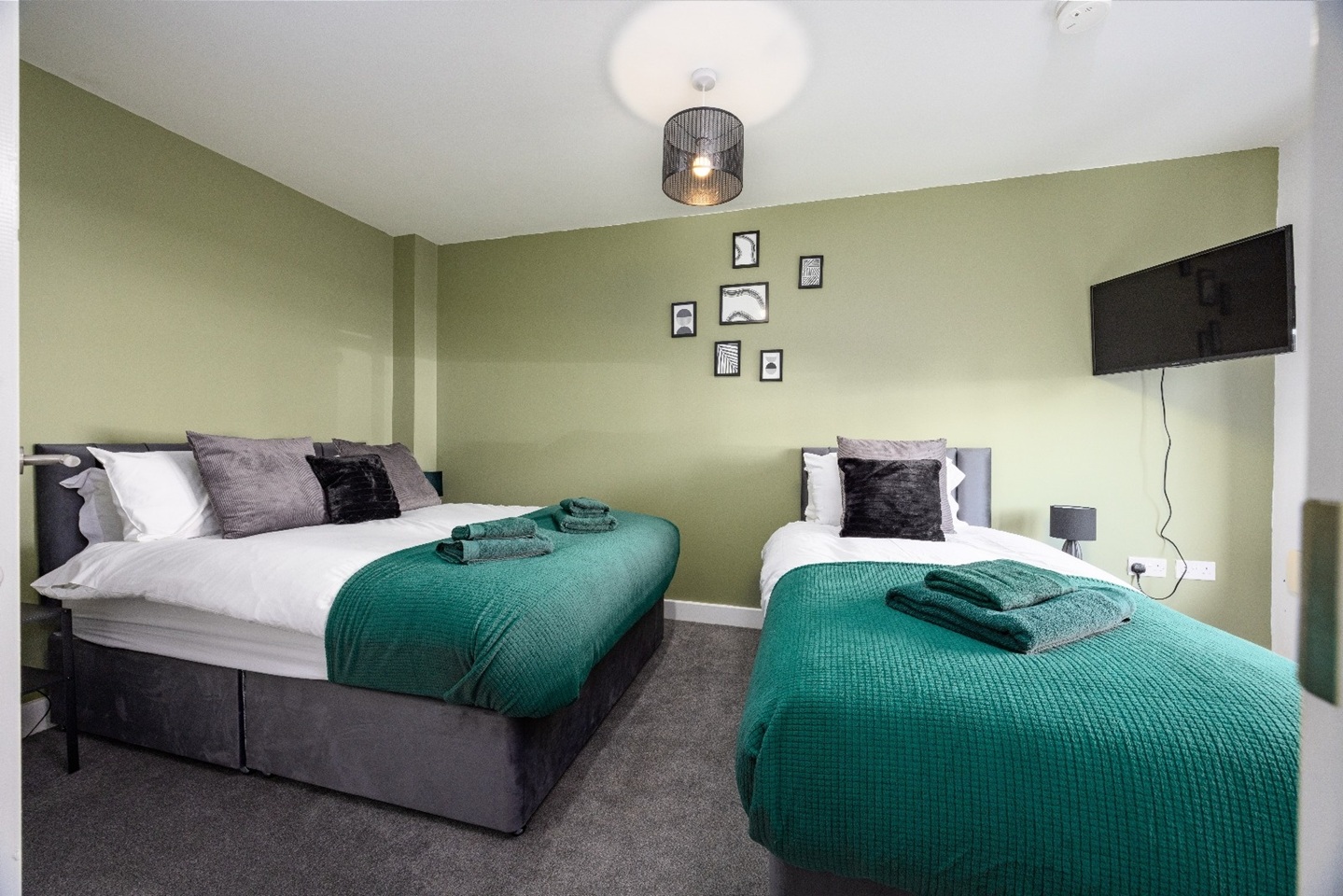 Additional image 5 of 2 Bed Flat, Acacia Garth, LS14, N1 7GU