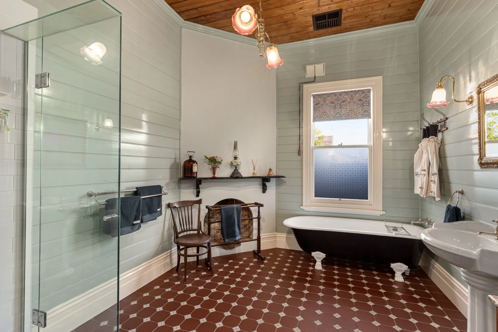 Additional image 18 of 213-215 High Street, Learmonth VIC 3352