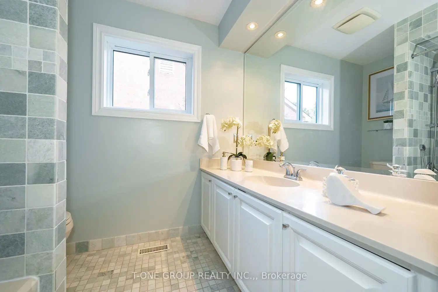 Additional image 10 of 124 Aitken Circle