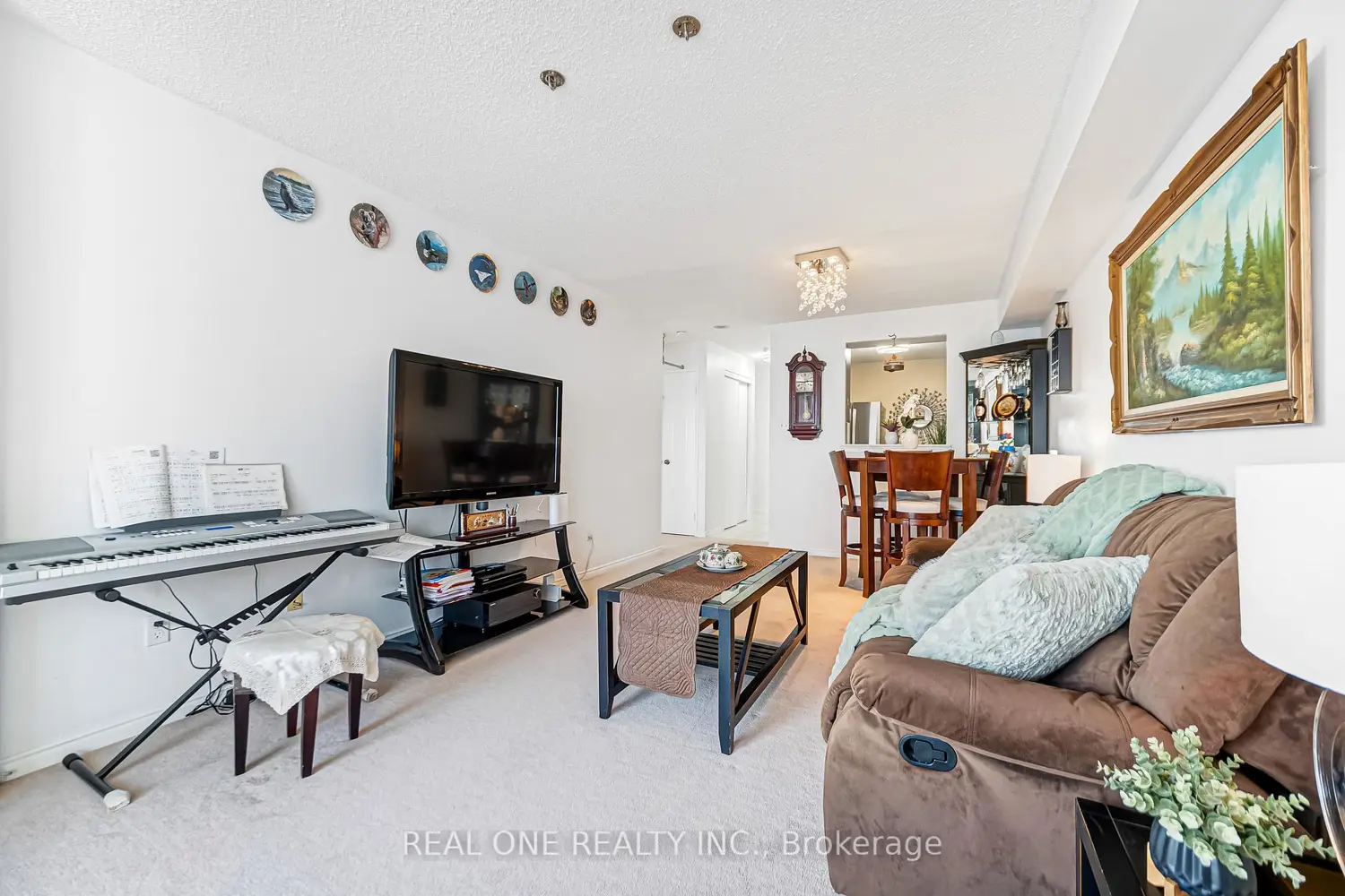 Additional image 9 of 410 Mclevin Avenue 1612