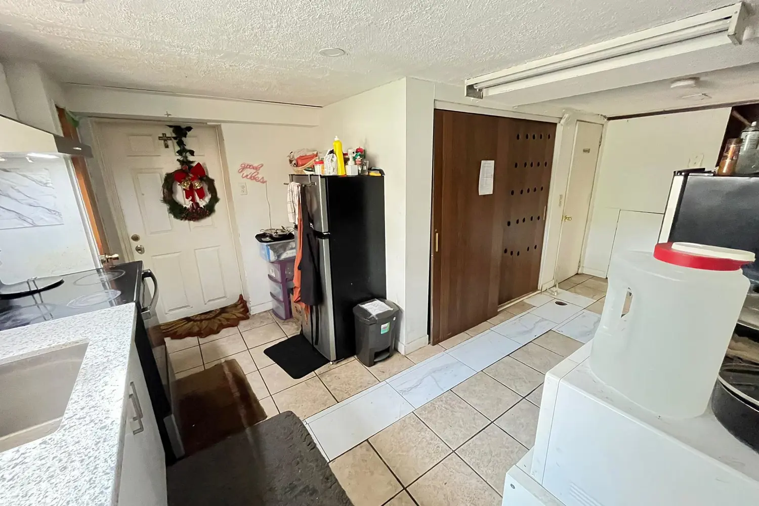 Additional image 11 of 14 Cardell Avenue