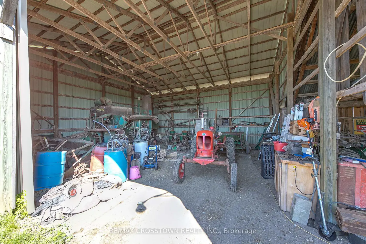 Additional image 7 of 6409 10Th Line