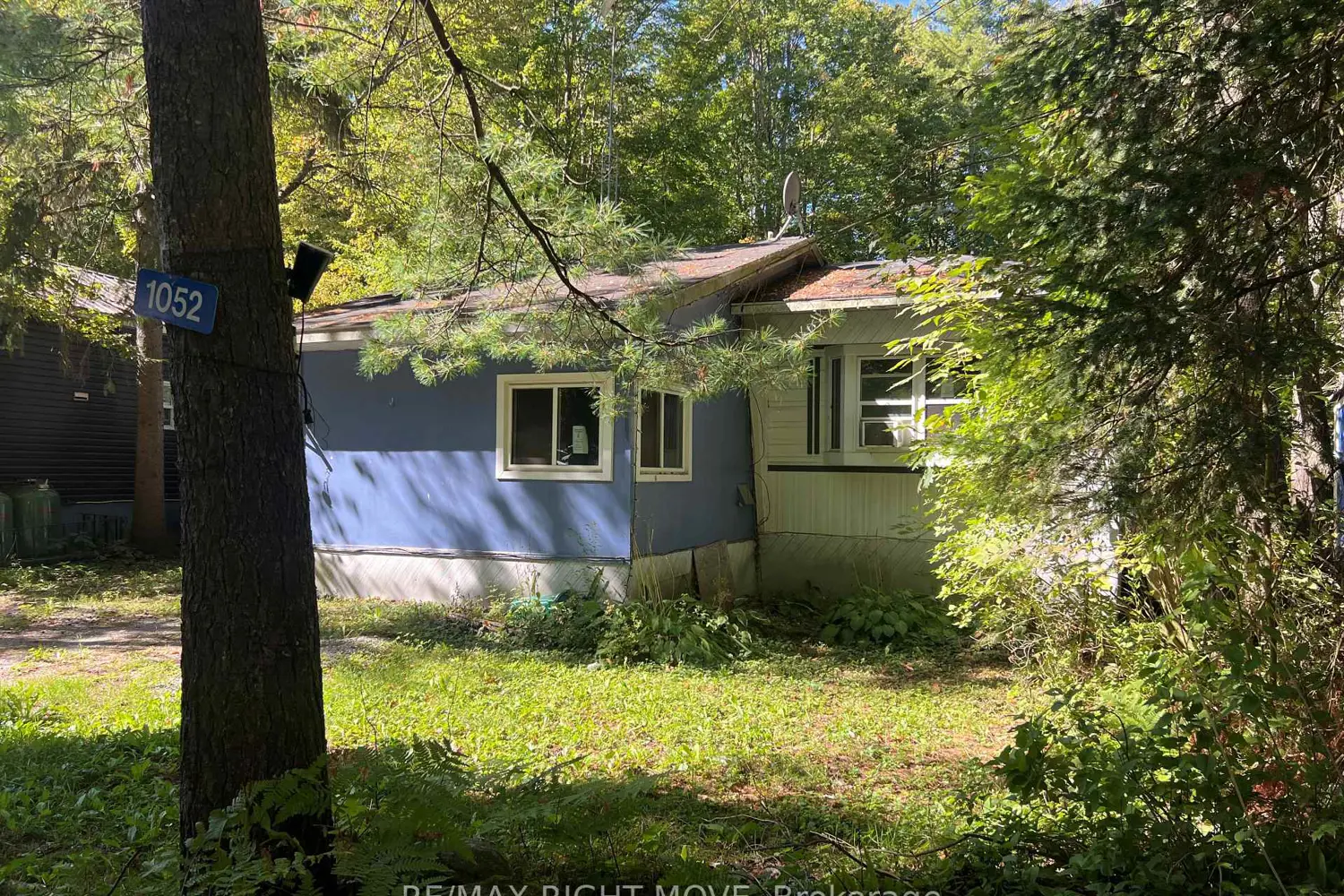 Additional image 15 of 1052 4 Seasons Road