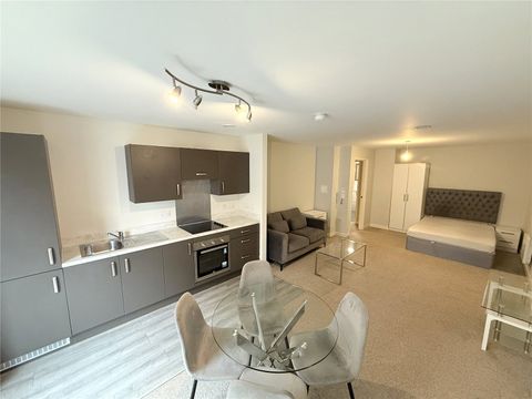 Adelphi Wharf 1A, 11 Adelphi Street, Salford M3, Studio to rent