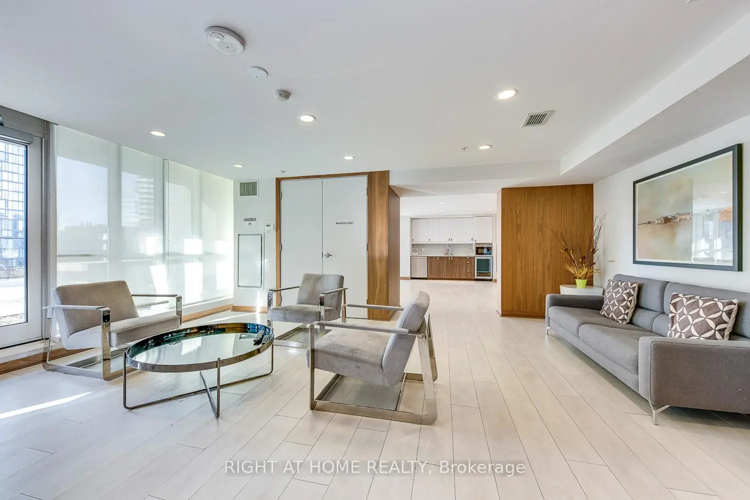 Additional image 15 of 295 Adelaide Street 314