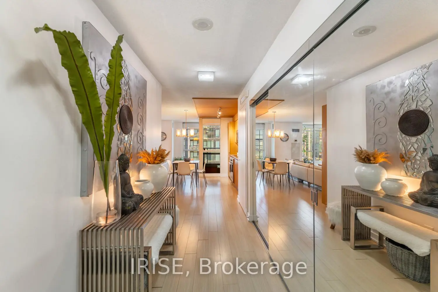 10 Capreol Court 949