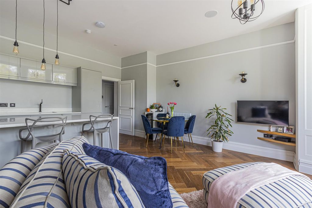 Additional image 15 of 2 bed flat for saleKestral Mews, Cathedral Road, Pontcanna CF11