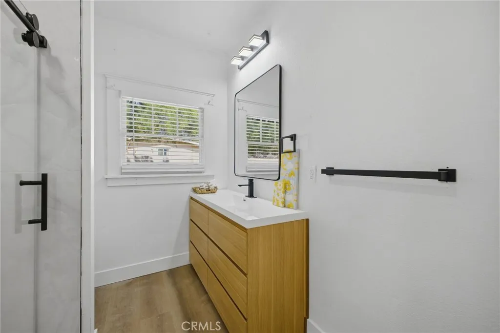 Additional image 101 of 661 N 4th St, Banning, CA 92220