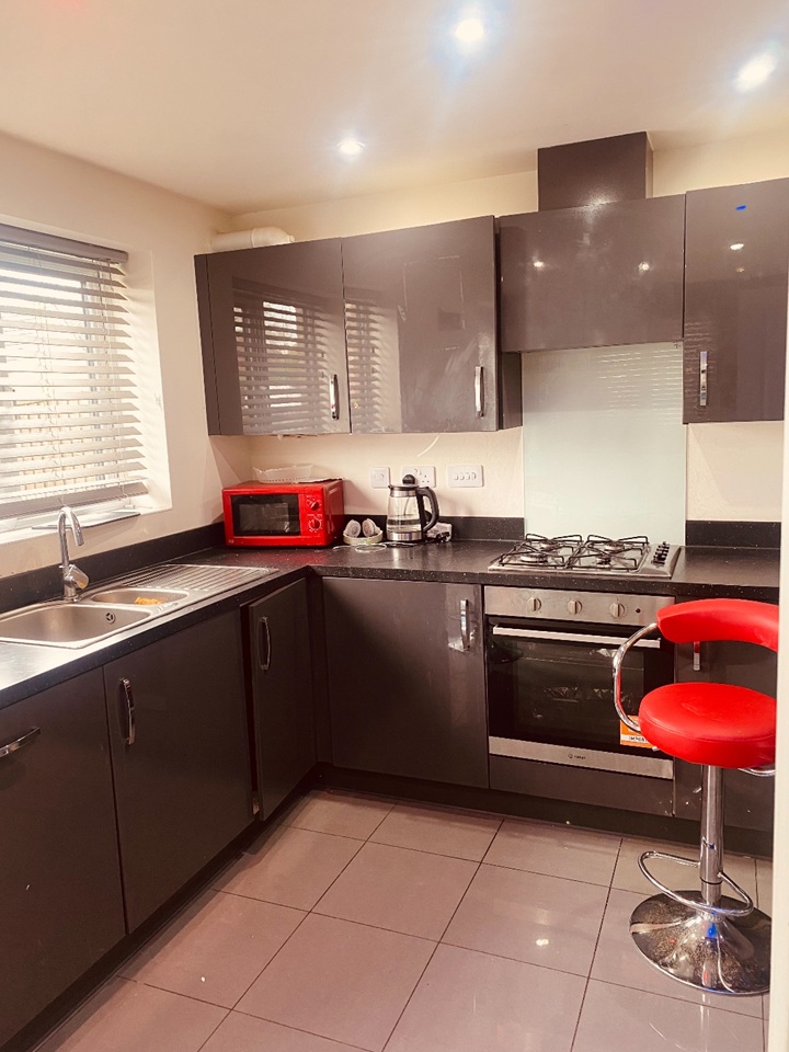 Additional image 5 of Room in a Shared House, South Parkway, LS14, N1 7GU