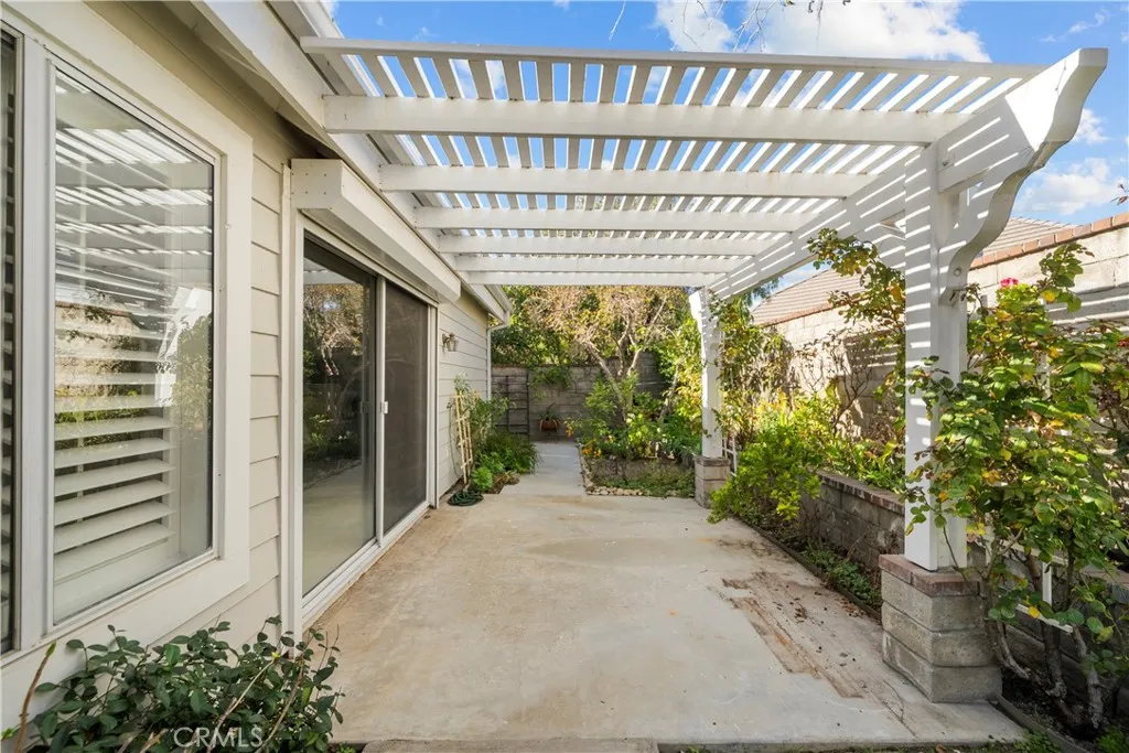 Additional image 75 of 26334 Emerald Dove Dr, Valencia, CA 91355