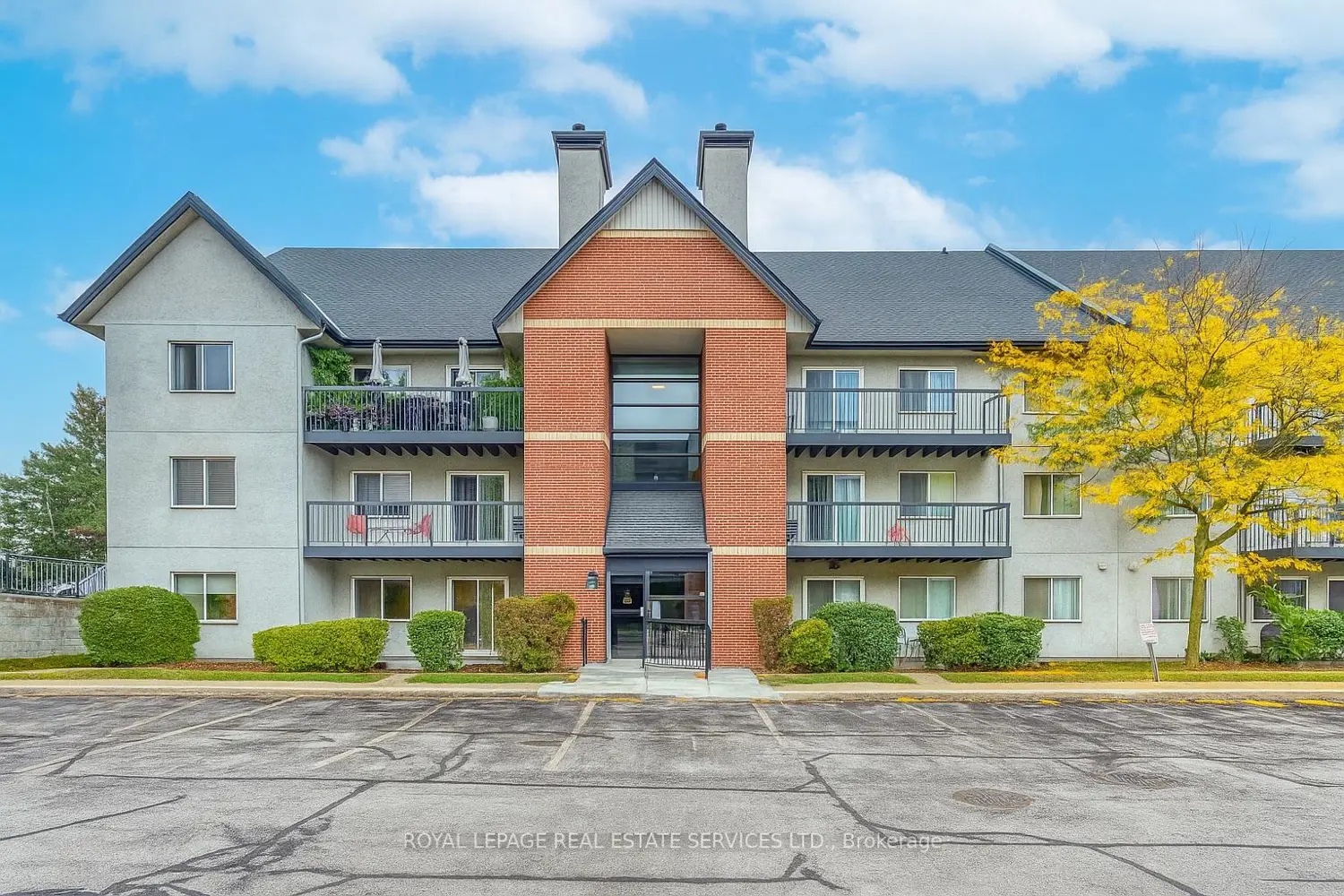 1450 Glen Abbey Gate 911