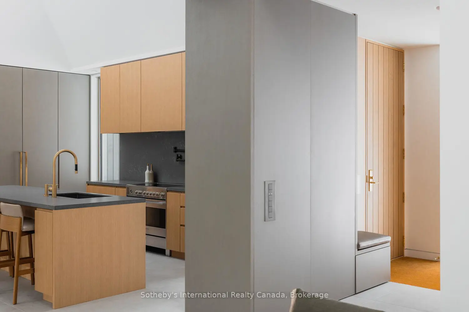 Additional image 4 of 395910 11Th Line