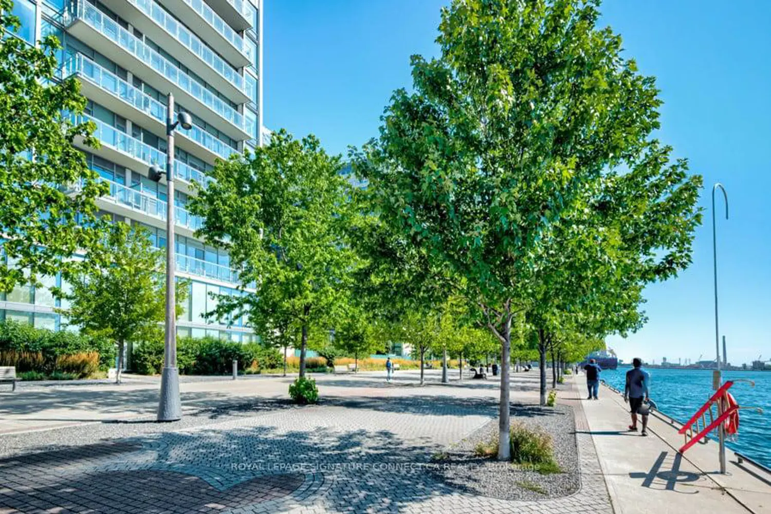 Additional image 16 of 39 Queens Quay Th132