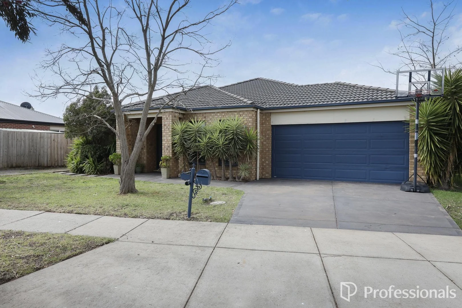30 Black Knight Way, Kurunjang VIC 3337