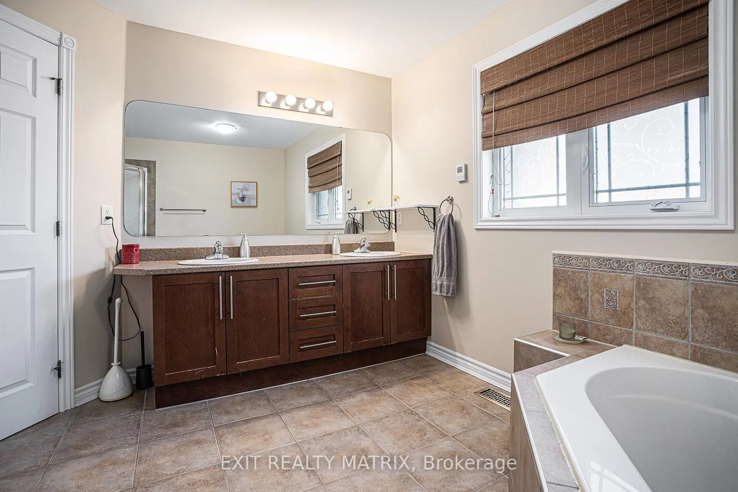 Additional image 18 of 183 Filion Street