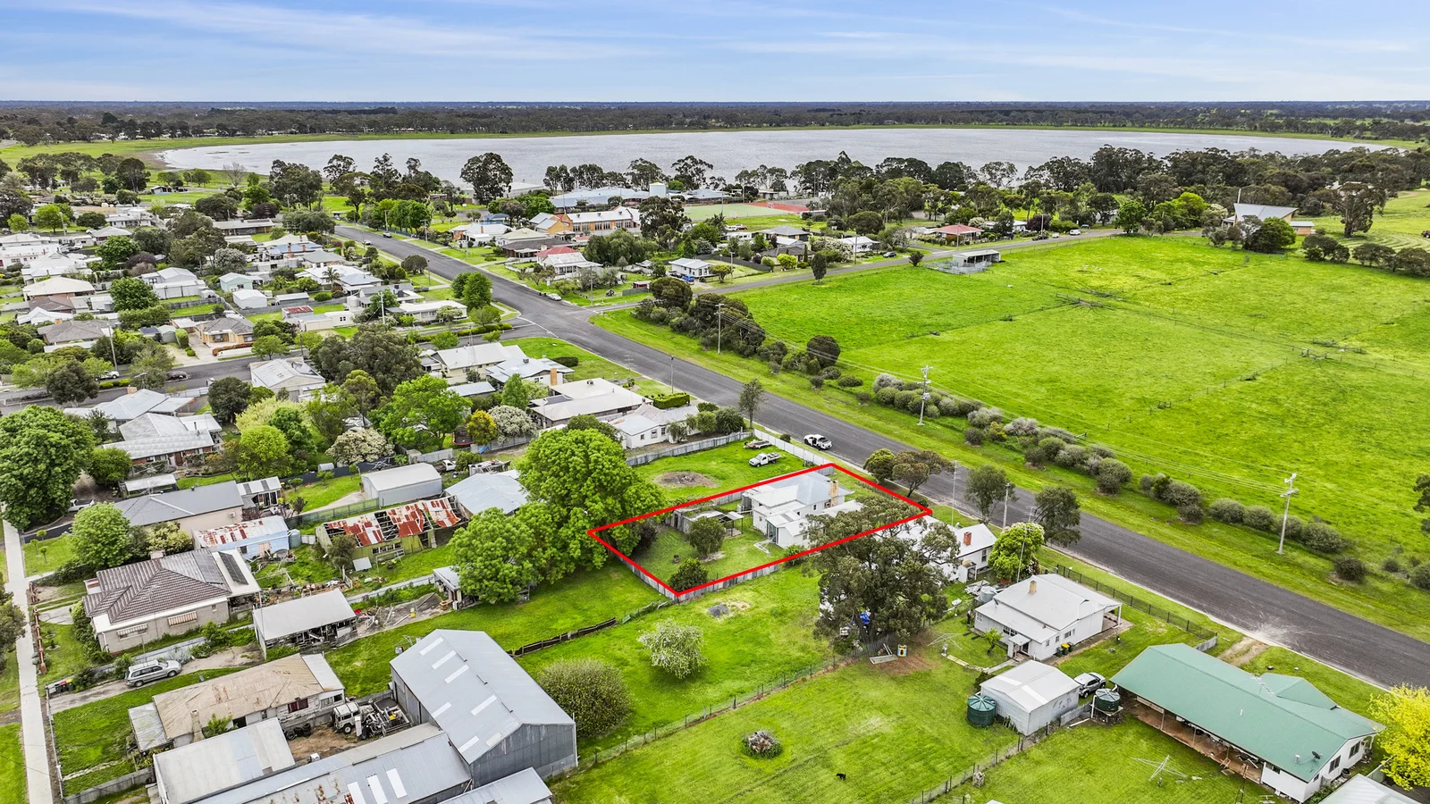 Additional image 2 of 9 Lake Street, Edenhope VIC 3318