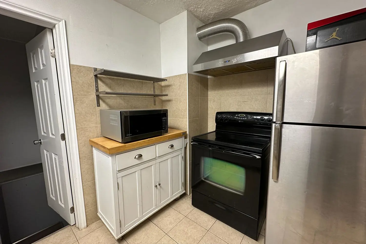 Additional image 5 of 4680 Sixth Avenue