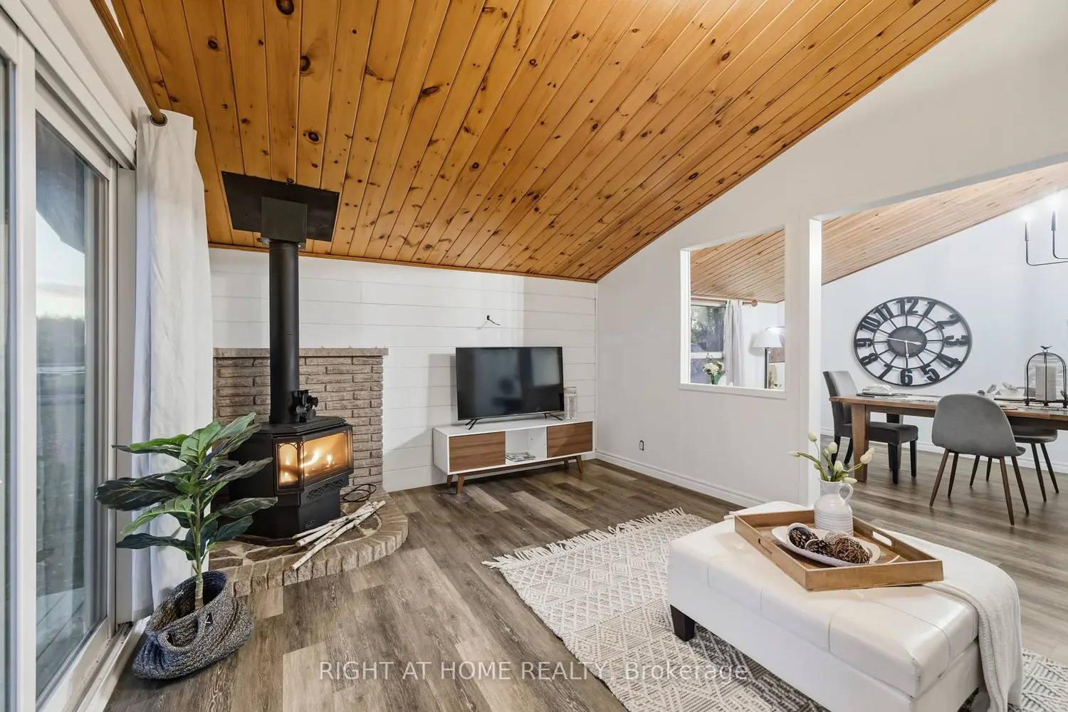 Additional image 5 of 49 River Road