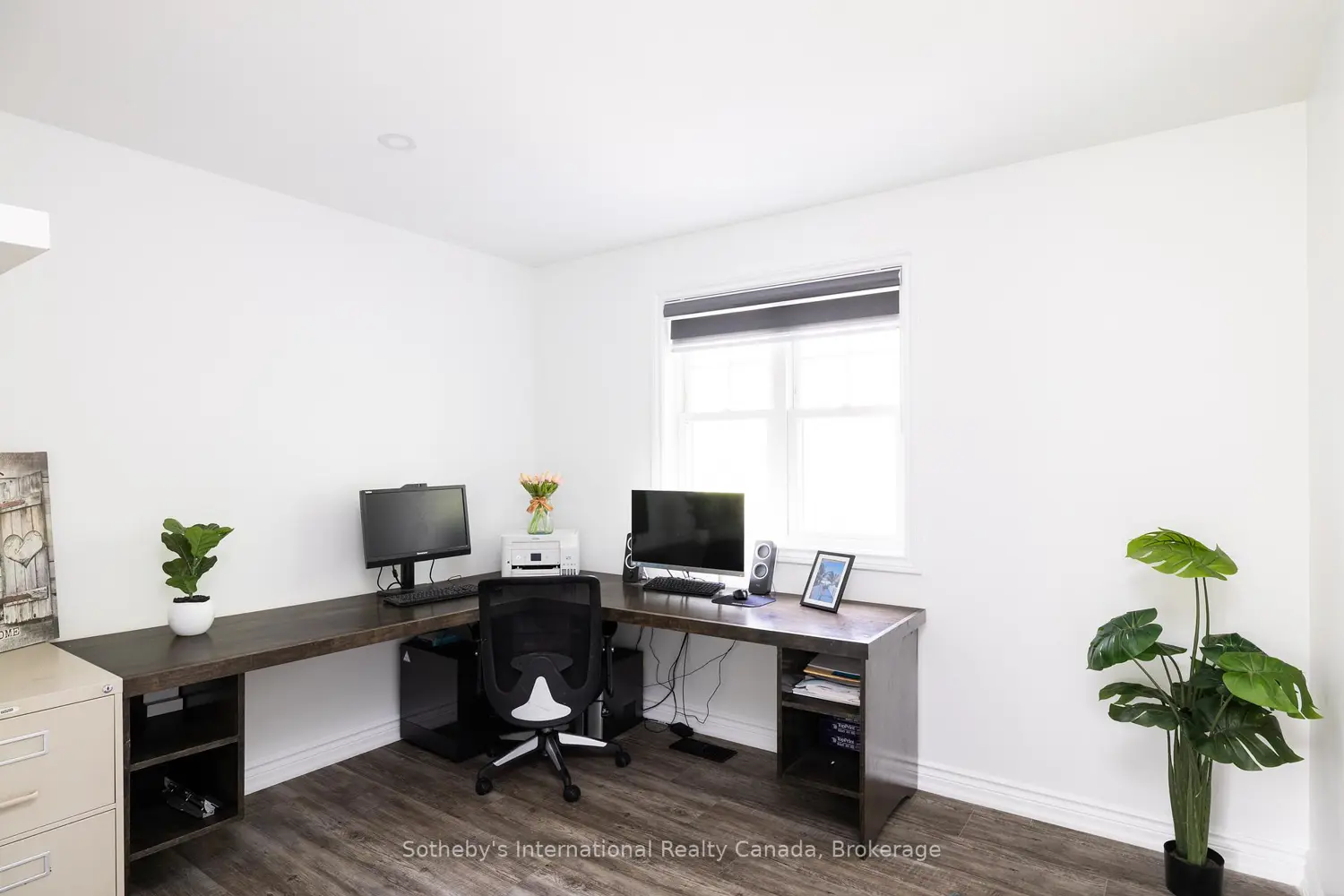 Additional image 16 of 129 Bass Line