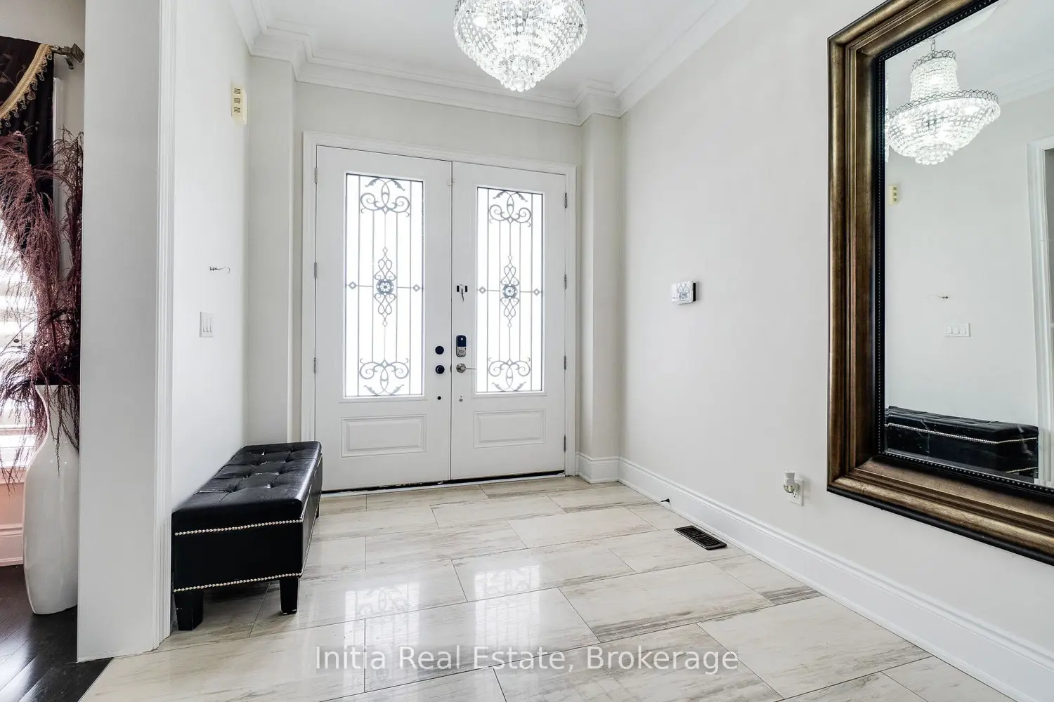 12 Erintown Crescent