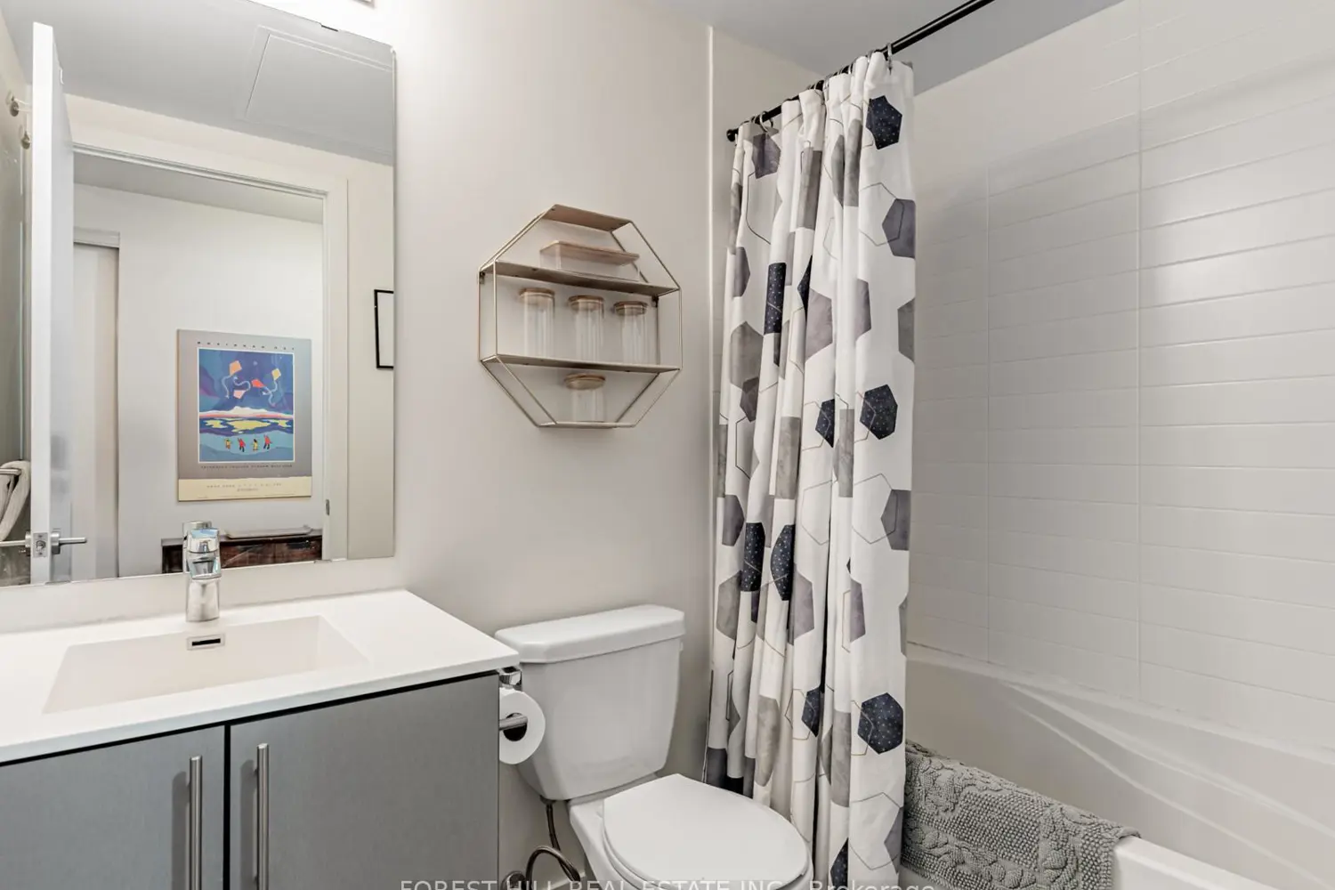 Additional image 16 of 60 Berwick Avenue 517