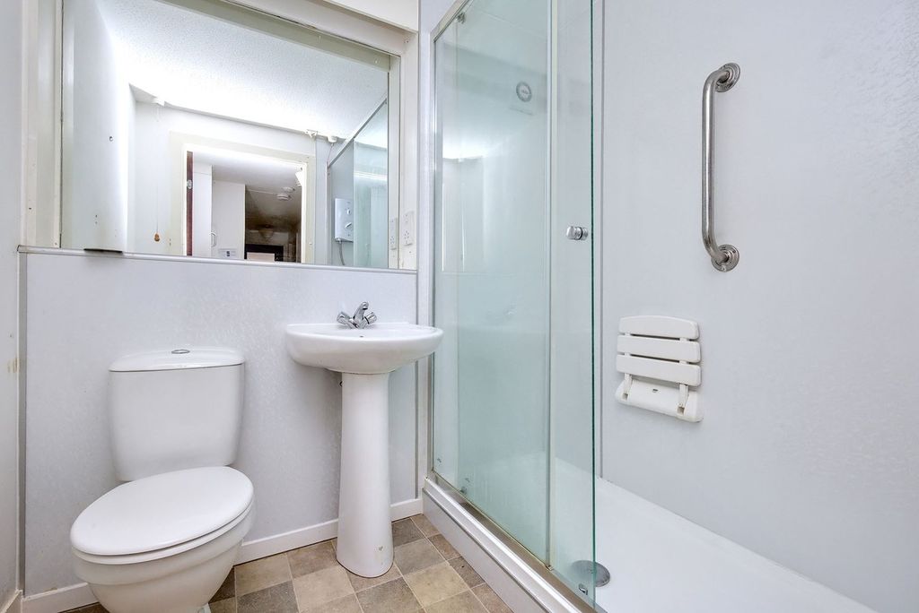 Additional image 8 of 2 bed flat for saleArgyle Court, St Andrews KY16