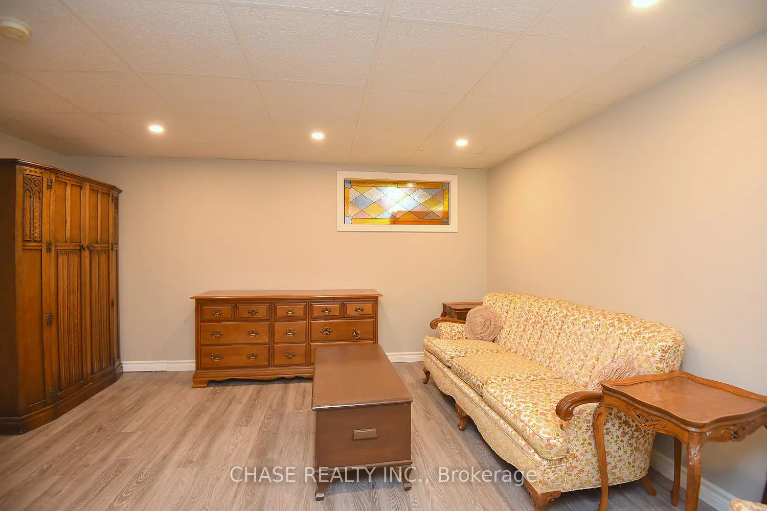 Additional image 19 of 157 Silverbirch Boulevard