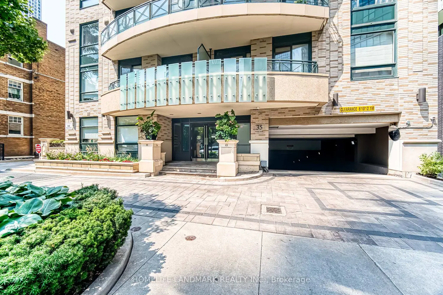 35 Hayden Street 2701