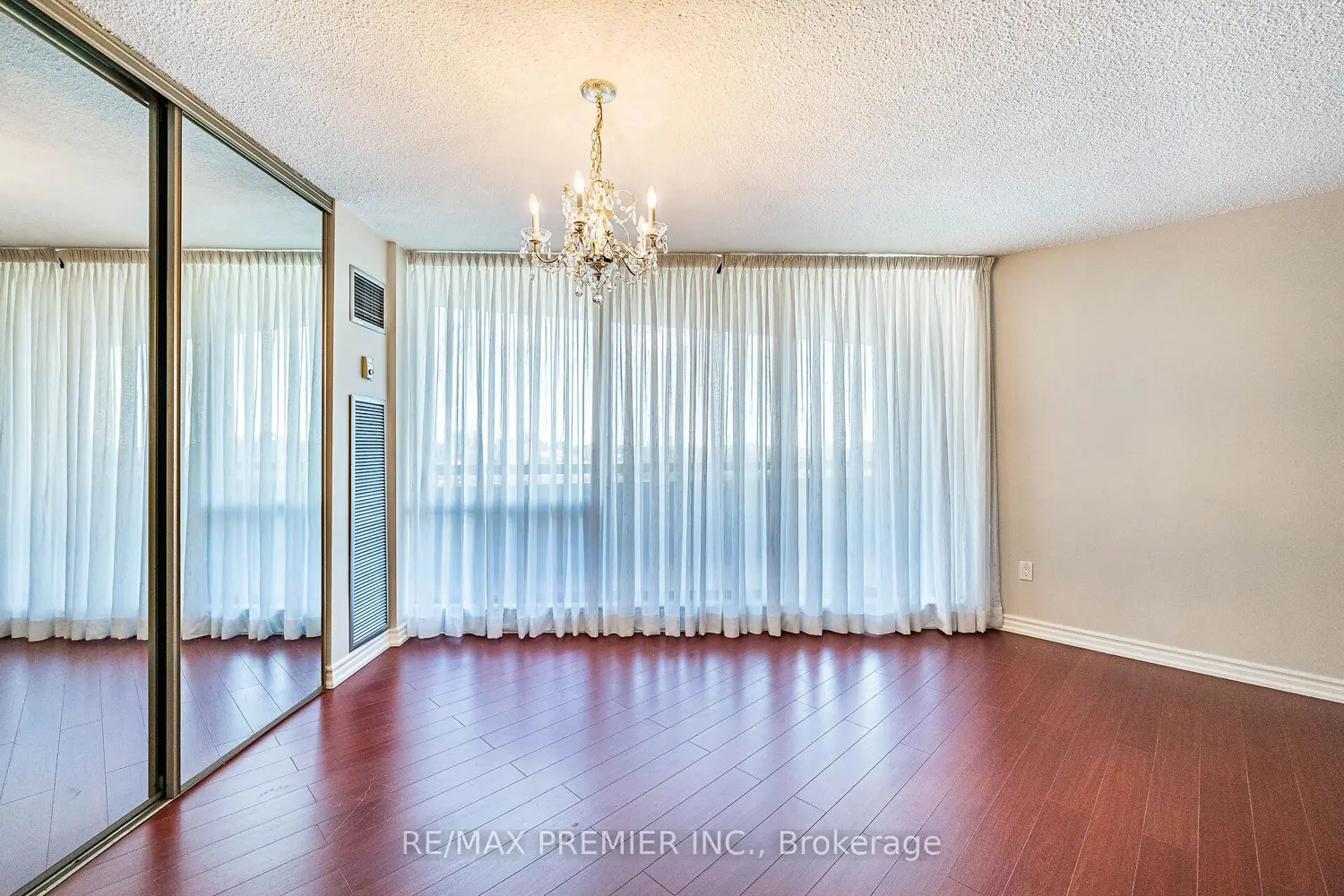 Additional image 11 of 75 Graydon Hall Drive 2308